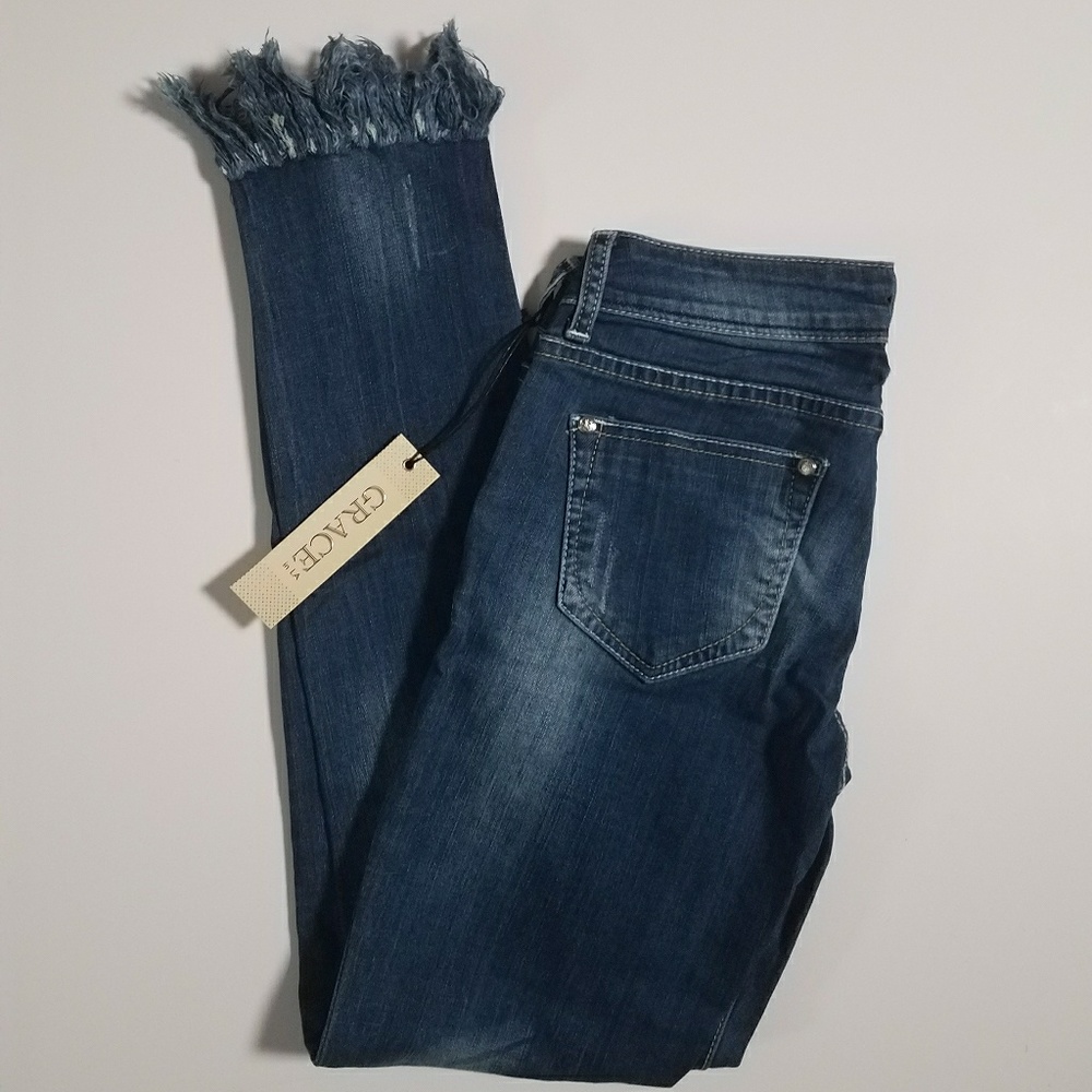 NWT Grace in La Jeans with fringed hem - Picture 5 of 8